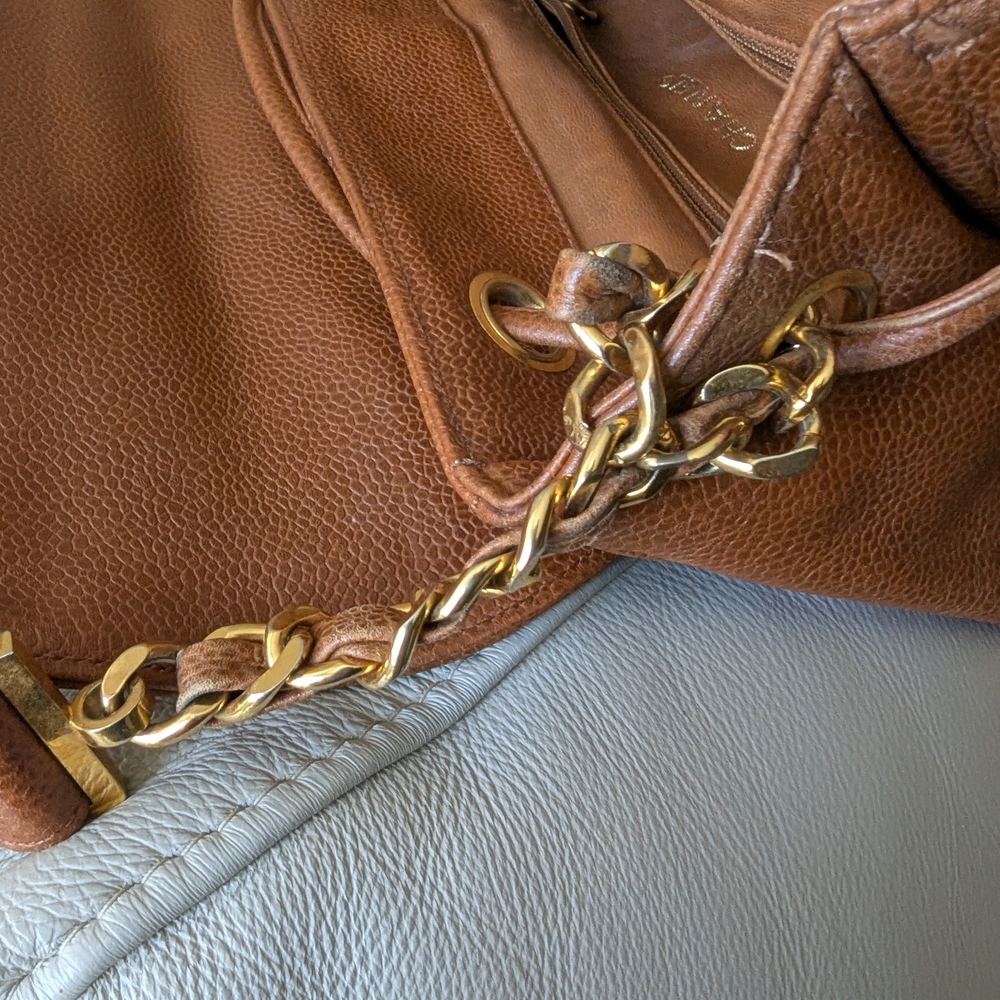 Chanel Vintage drawstring CC backpack in brown caviar leather with gold-tone - Picture 12 of 12